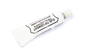 Клей для наклеек Cue tip cement 20гр Клей для наклеек Cue tip cement 20гр