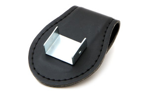 Пенал для крейди з металевим кріпленням Пенал для крейди з металевим кріпленням