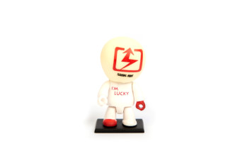 Сувенір Turning Point Lucky Doll 67мм білий