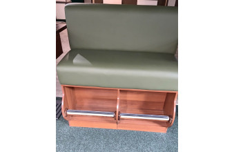 Диван для більярдної бв