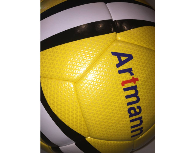Футбольний м'яч Artmann Flash NP8